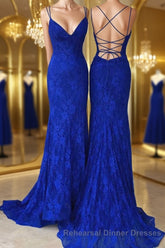 Sheath/Column V-neck Sweep Train Lace Semi Formal Prom Dresses